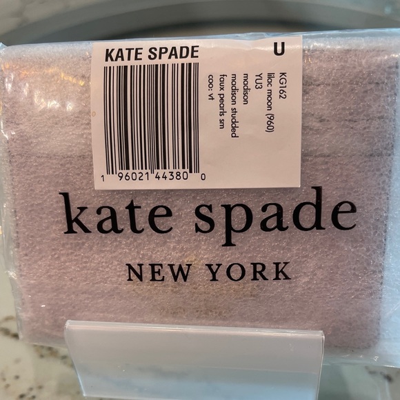 kate spade Gorgeous 2 sided, top pocket faux pearl Card holder Madison NWT - Picture 13 of 13